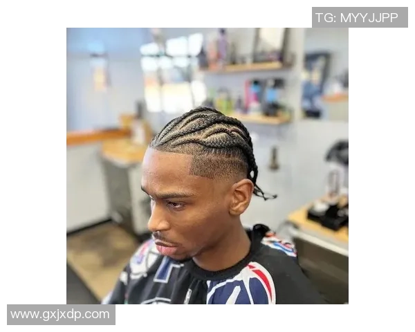 足球球星专属理发师揭秘 揭开顶级球员背后的发型秘密 足球球星专属理发师揭秘 揭开顶级球员背后的发型秘密